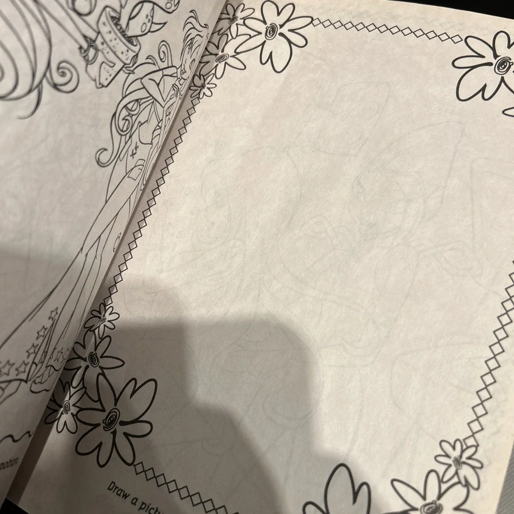 Winx‎ Club Unused Coloring Book 